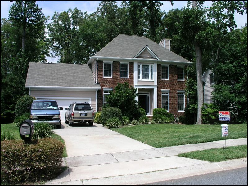 house-3010-windsor-chase-05.jpg